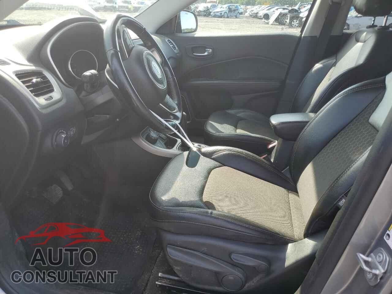 JEEP COMPASS 2020 - 3C4NJDBB2LT104537