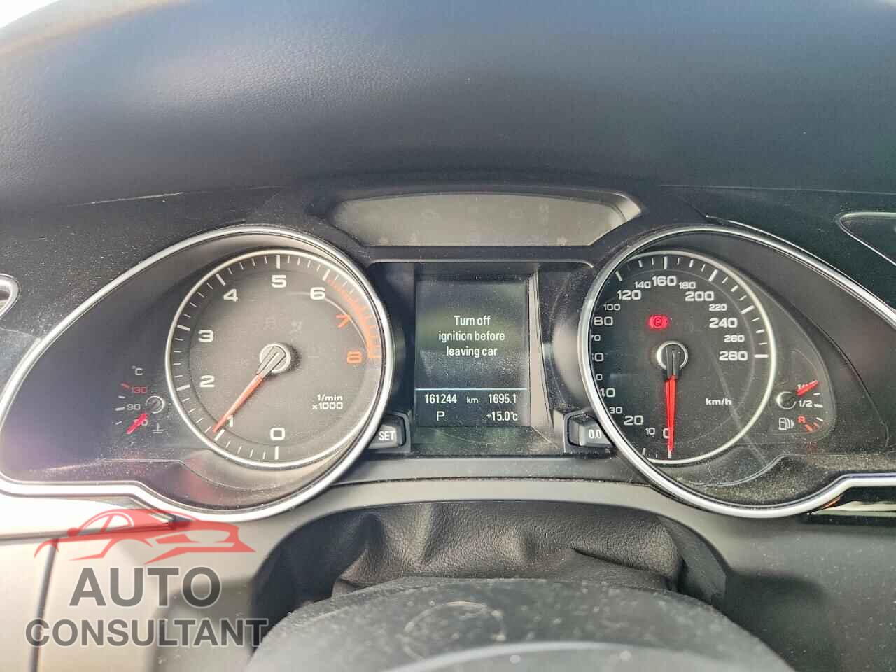 AUDI A5 2015 - WAUMFBFR0FA056621