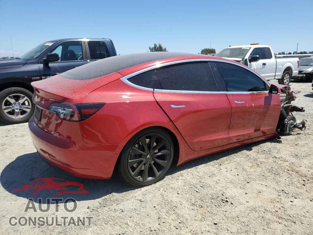 TESLA MODEL 3 2018 - 5YJ3E1EA2JF040105