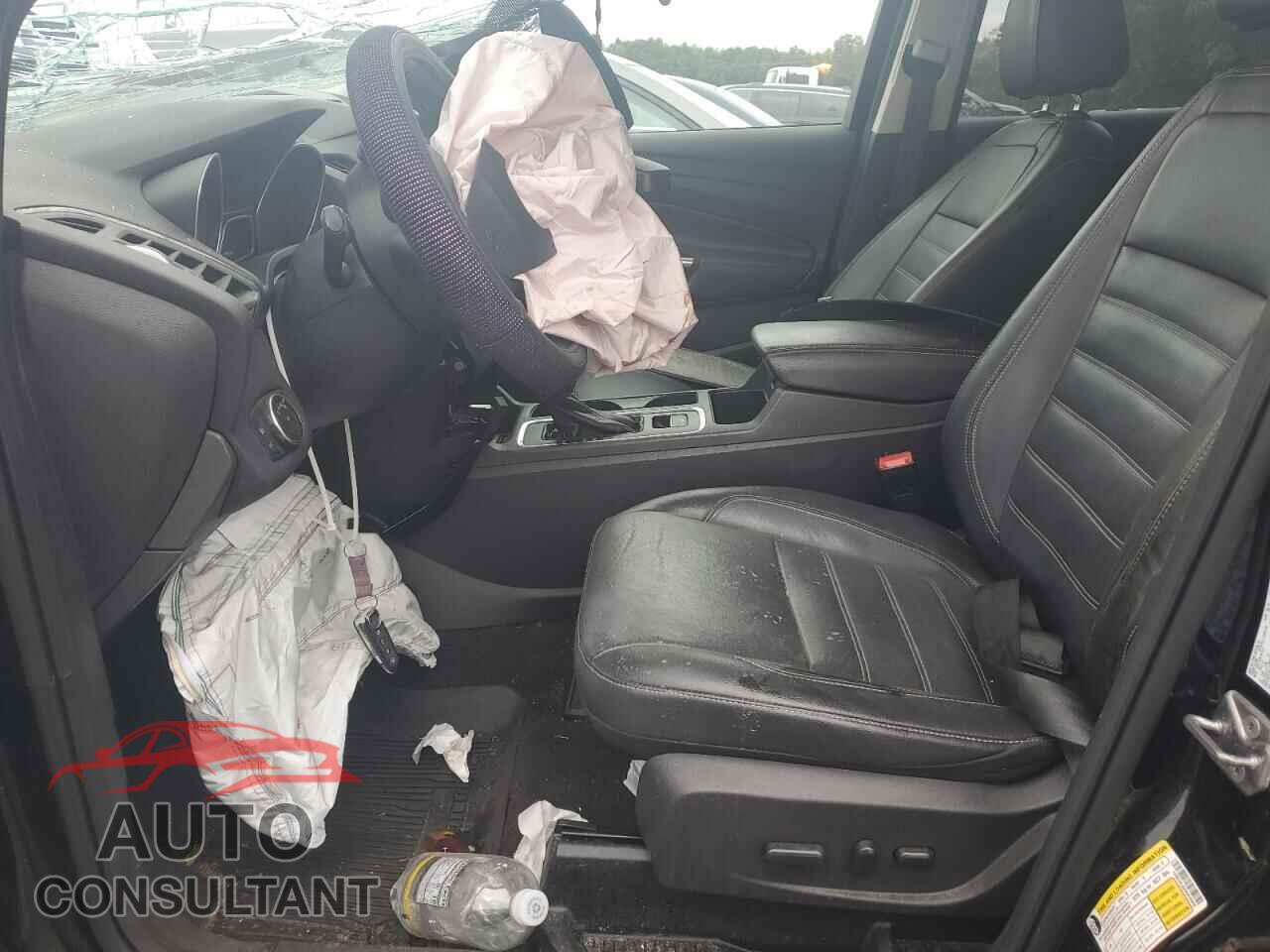 FORD ESCAPE 2017 - 1FMCU0JD2HUE45908