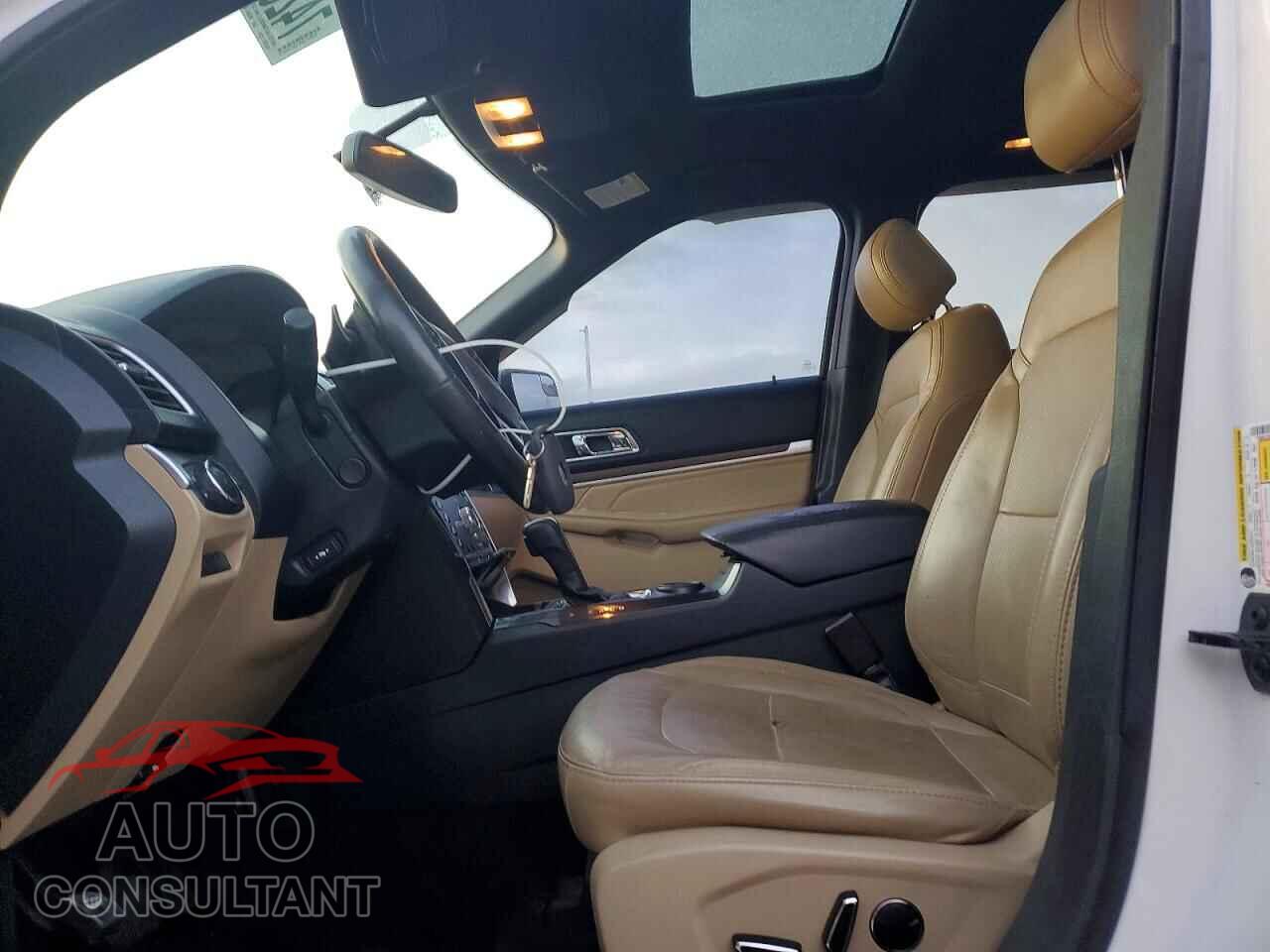FORD EXPLORER 2017 - 1FM5K7F81HGC23765
