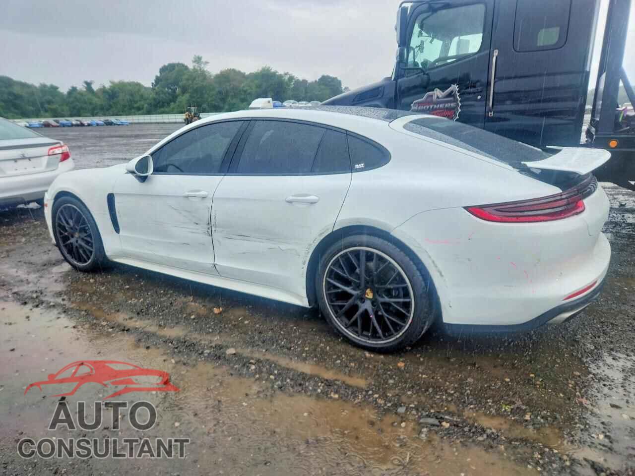 PORSCHE PANAMERA 2018 - WP0AA2A79JL100512