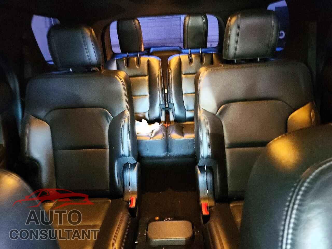 FORD EXPLORER 2017 - 1FM5K7D80HGD97538