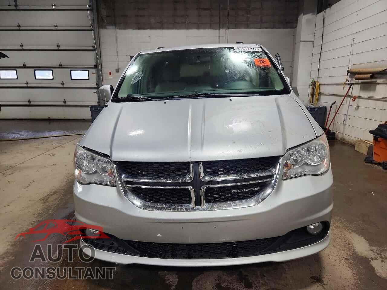 DODGE CARAVAN 2011 - 2D4RN5DG8BR629241