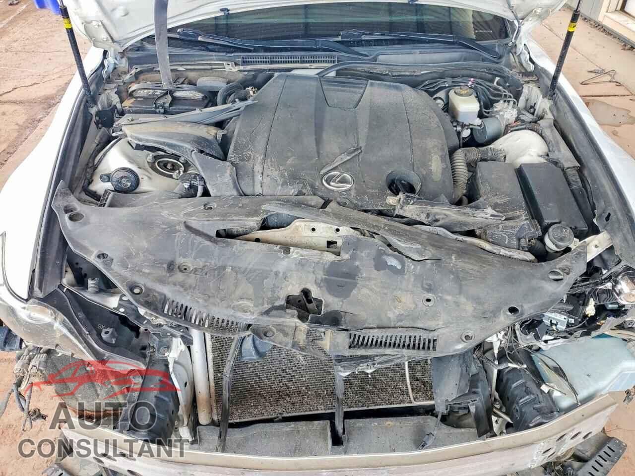 LEXUS IS 2015 - JTHBF1D24F5052041