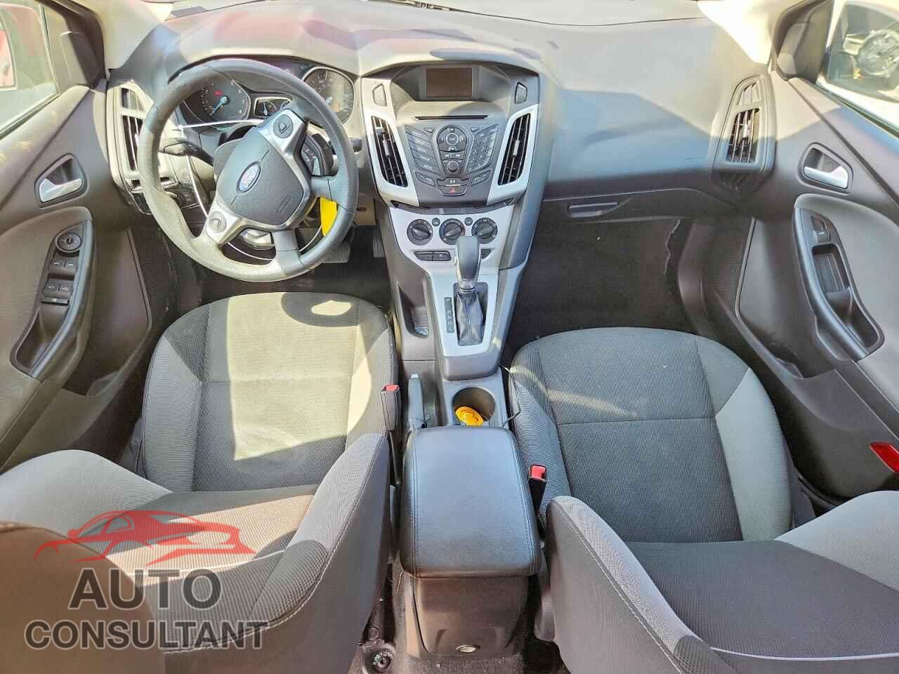 FORD FOCUS 2013 - 1FADP3F27DL360948