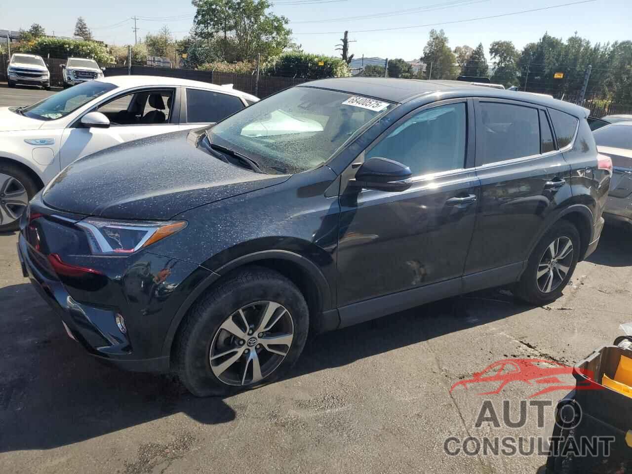 TOYOTA RAV4 2018 - 2T3RFREV0JW824852