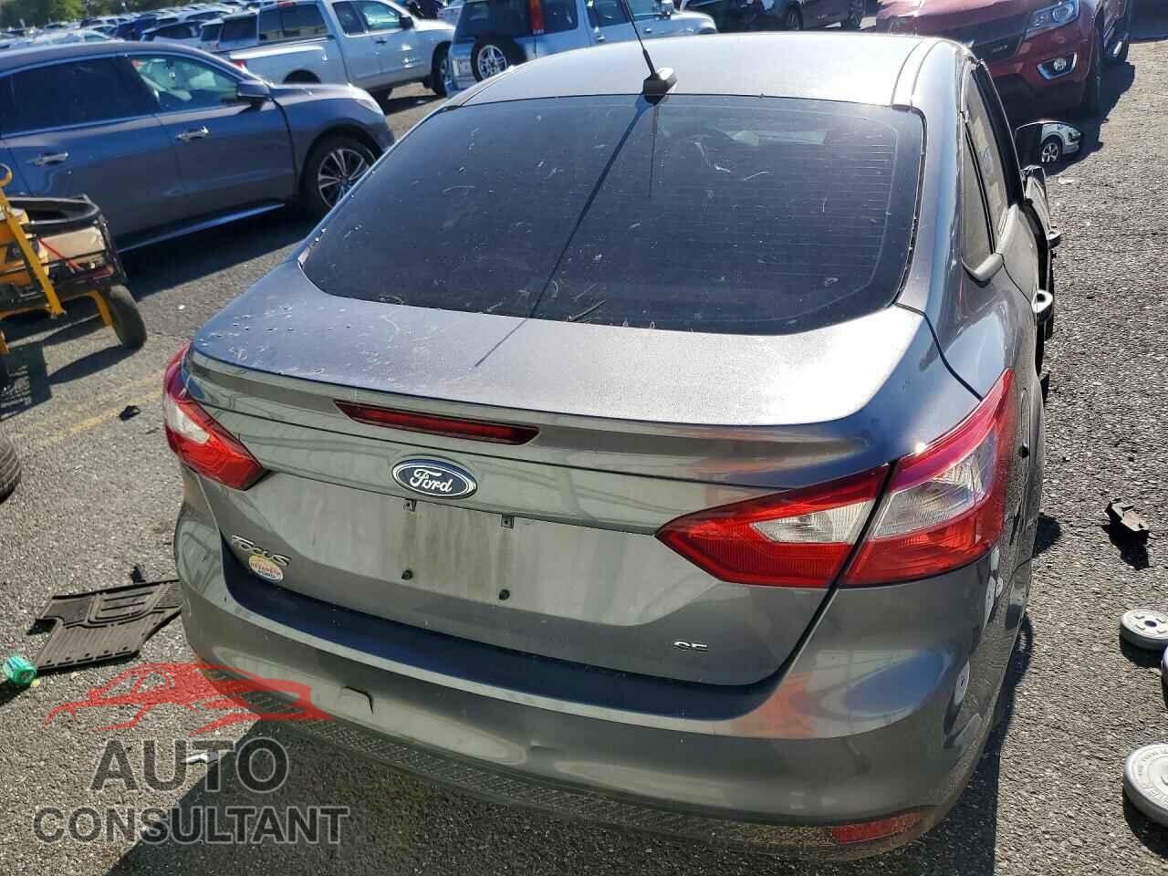 FORD FOCUS 2014 - 1FADP3F22EL366870