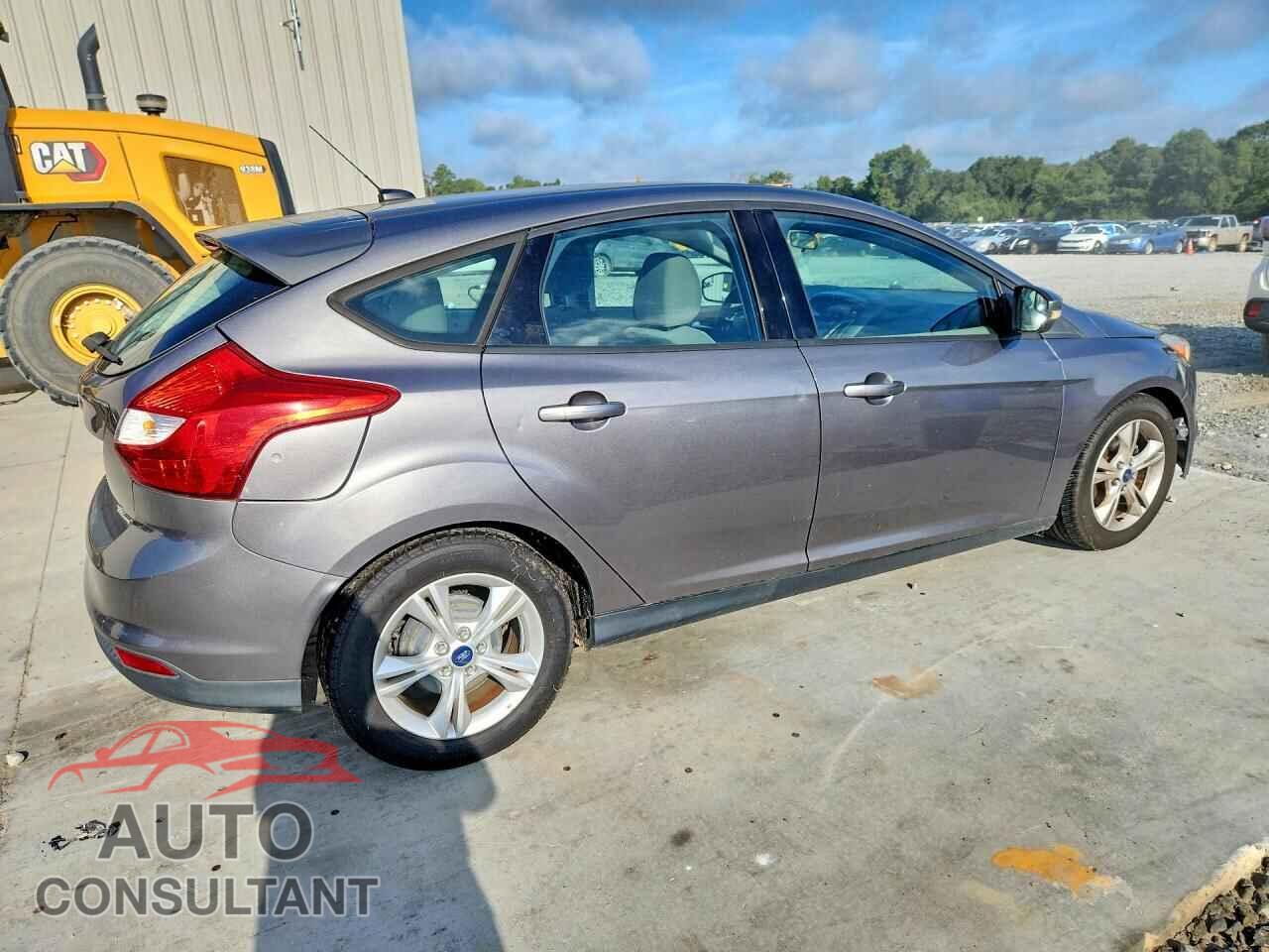 FORD FOCUS 2014 - 1FADP3K2XEL203096