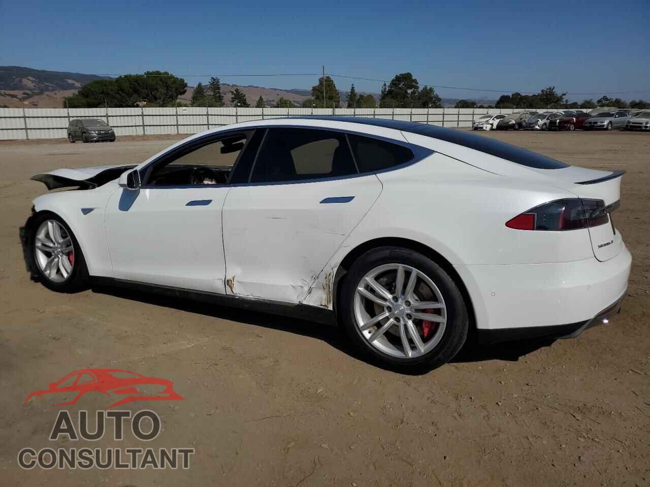 TESLA MODEL S 2014 - 5YJSA1H27EFP65474