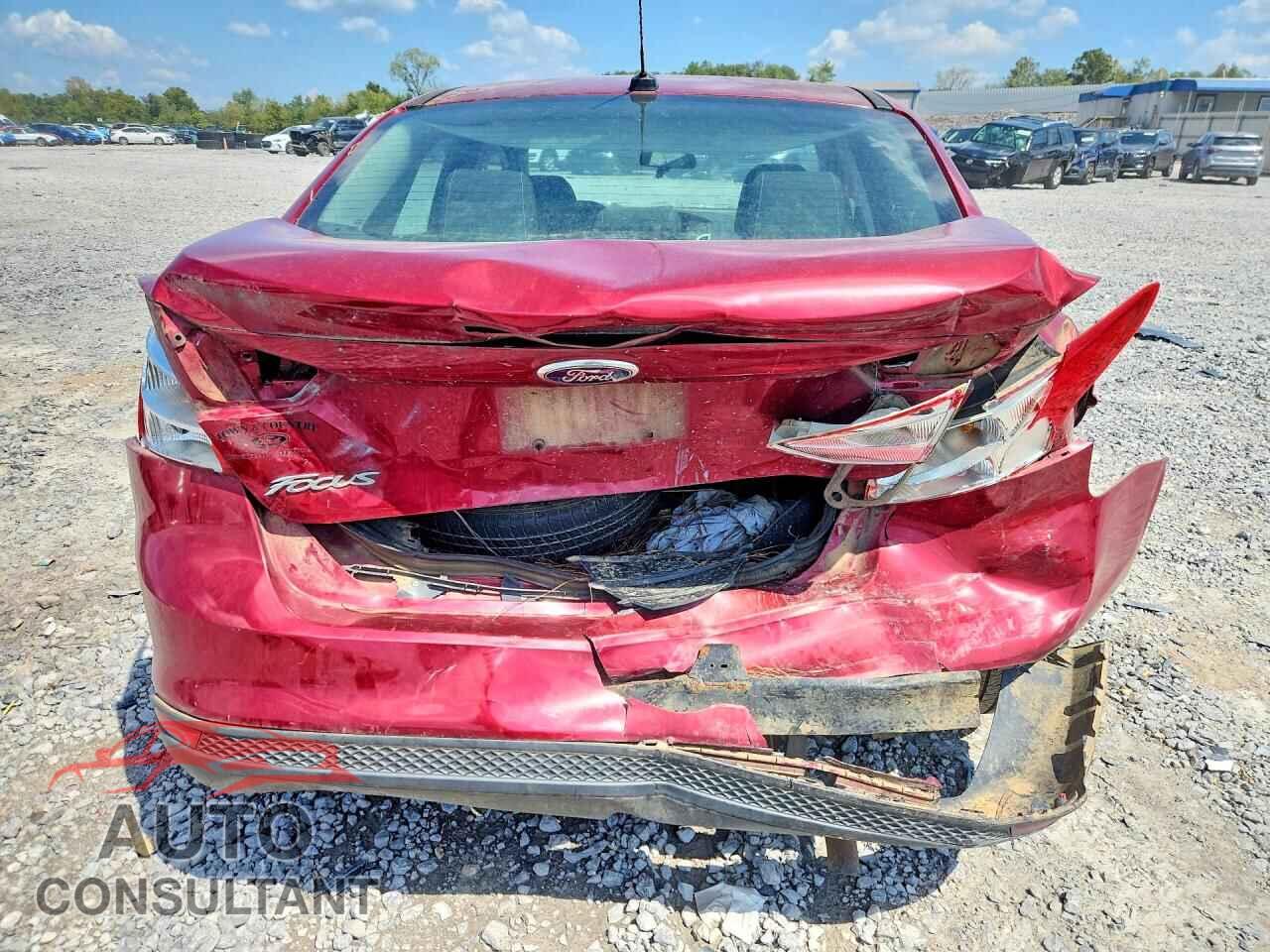 FORD FOCUS 2014 - 1FADP3F23EL114710