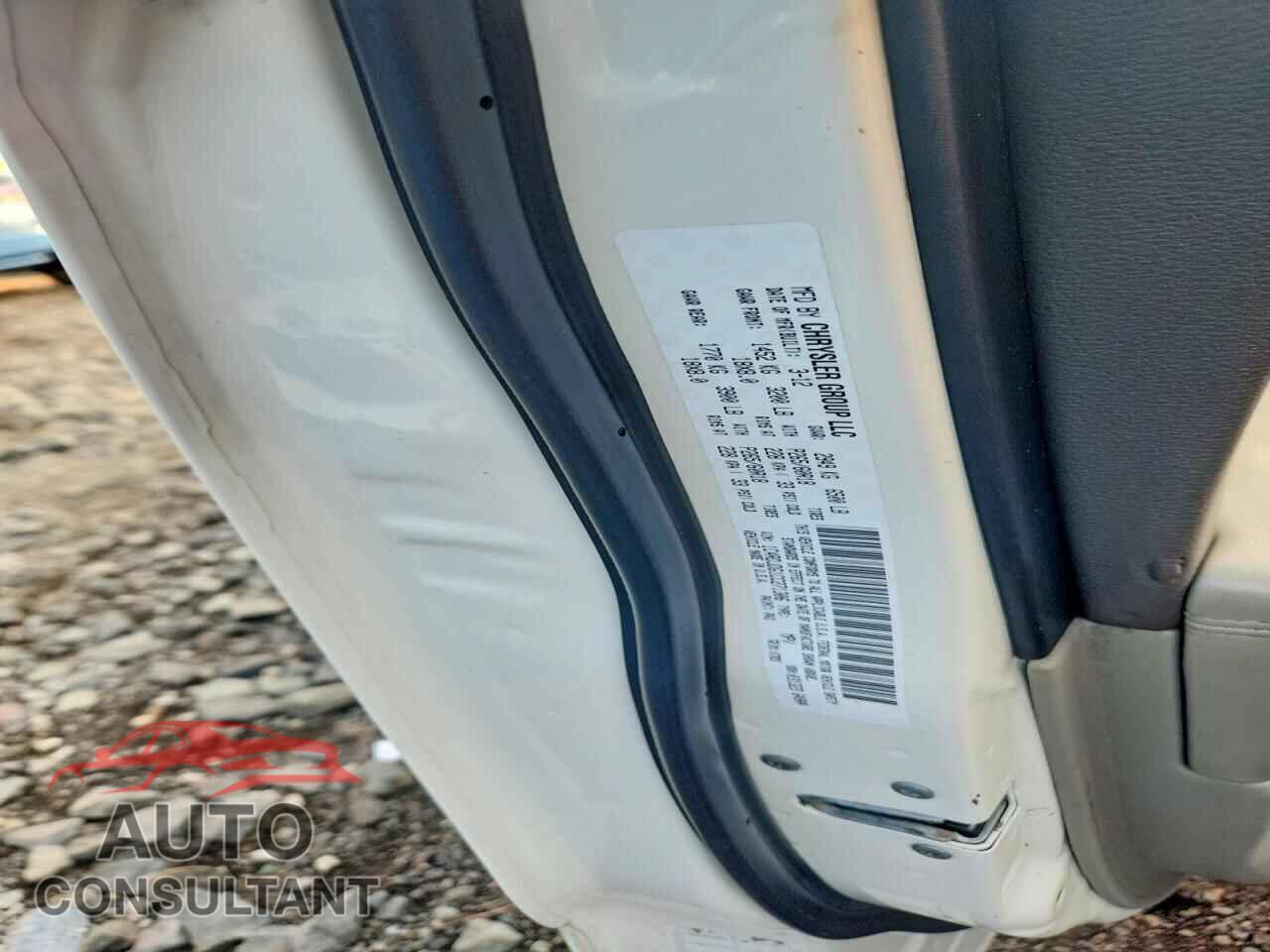 DODGE DURANGO 2012 - 1C4RDJDG1CC271306