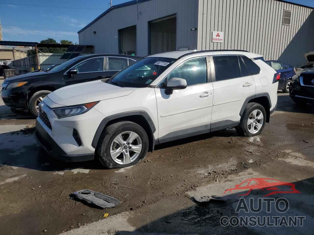 TOYOTA RAV4 2021 - 2T3W1RFV5MC161431