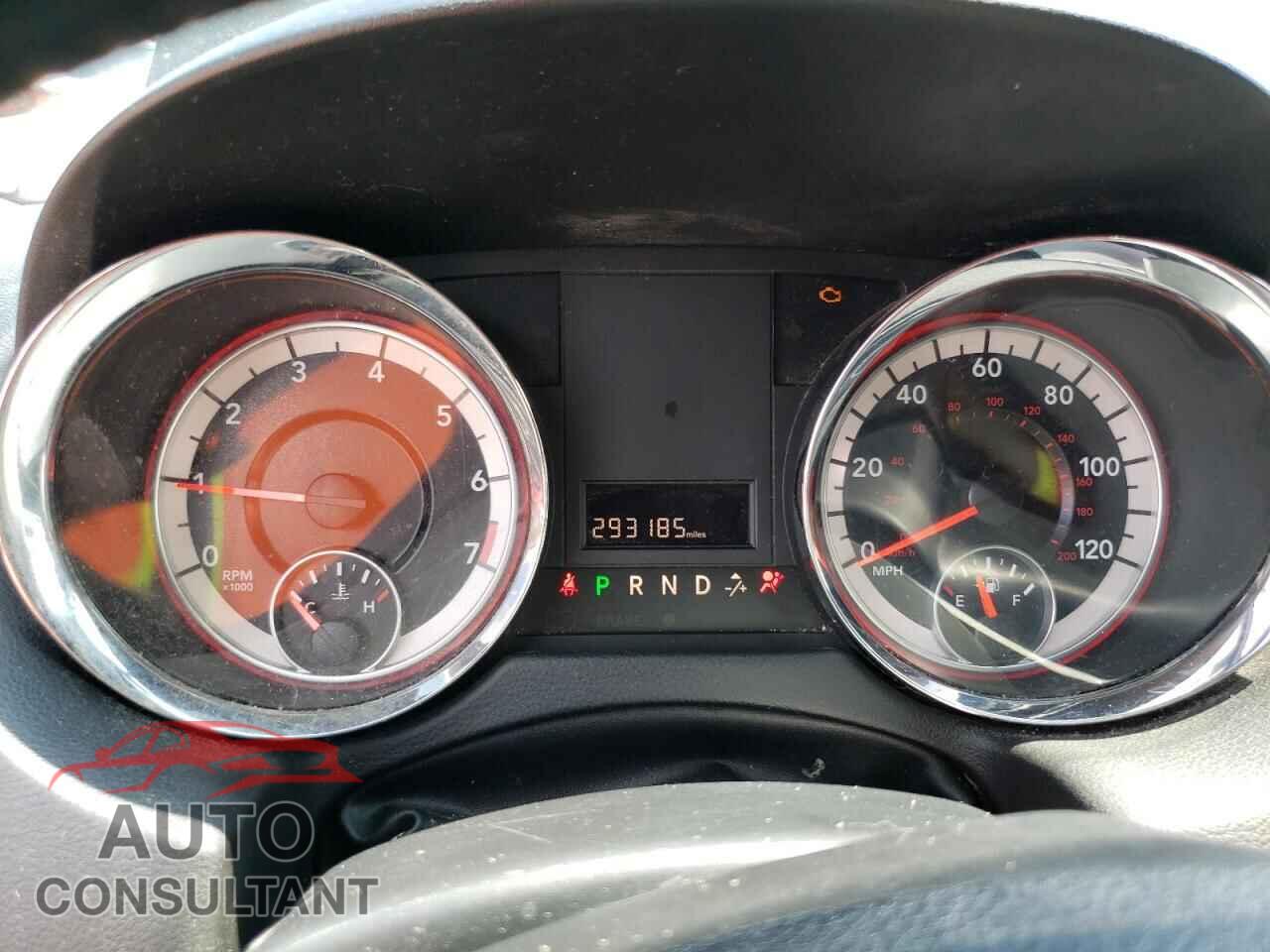DODGE CARAVAN 2018 - 2C4RDGBG1JR201721