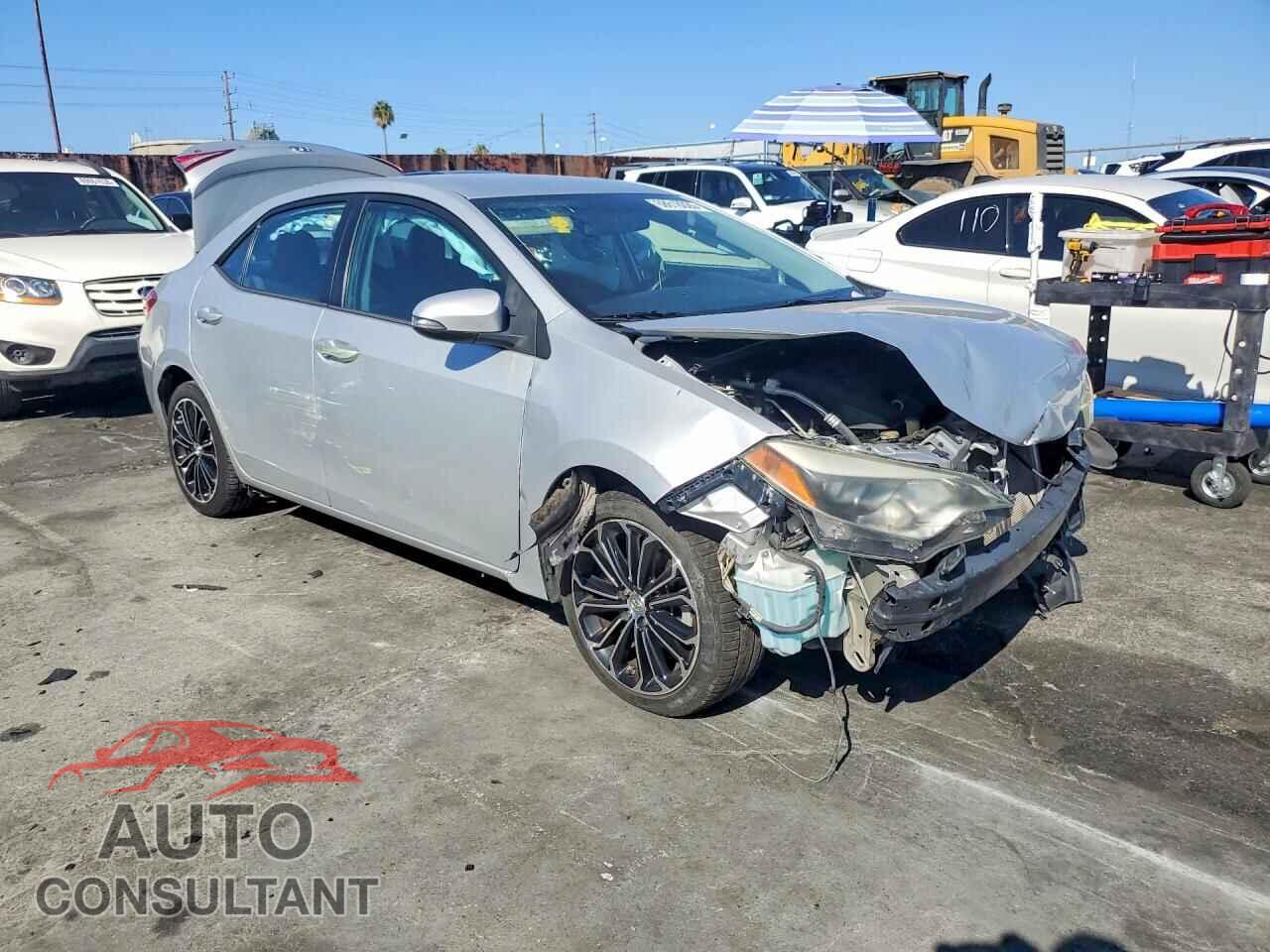 TOYOTA COROLLA 2015 - 5YFBURHE6FP237186
