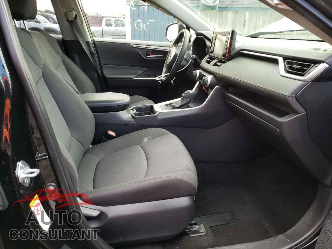 TOYOTA RAV4 2019 - JTMP1RFV9KD506778