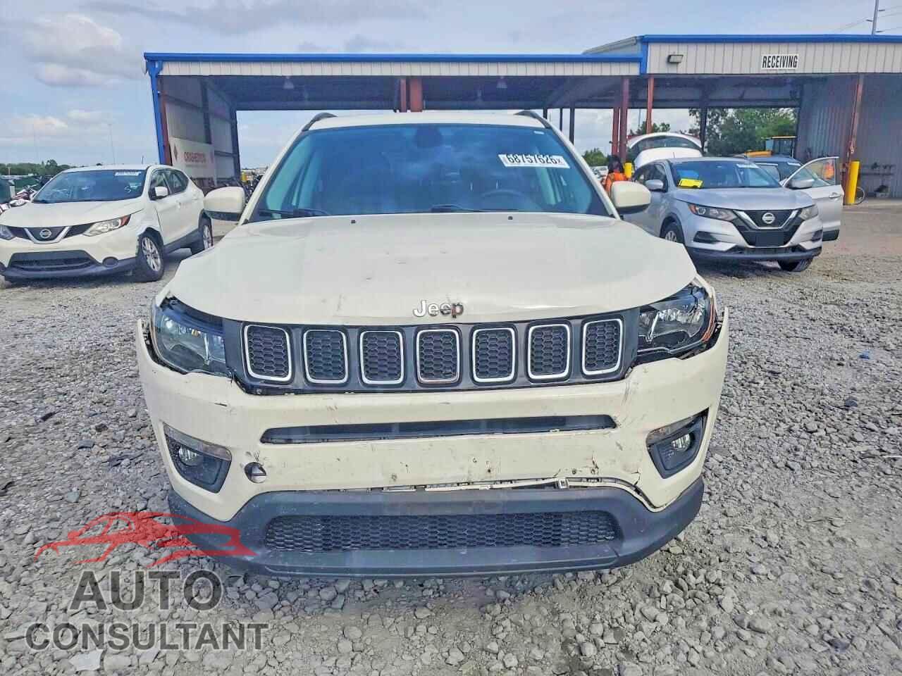 JEEP COMPASS 2018 - 3C4NJDBB4JT348929