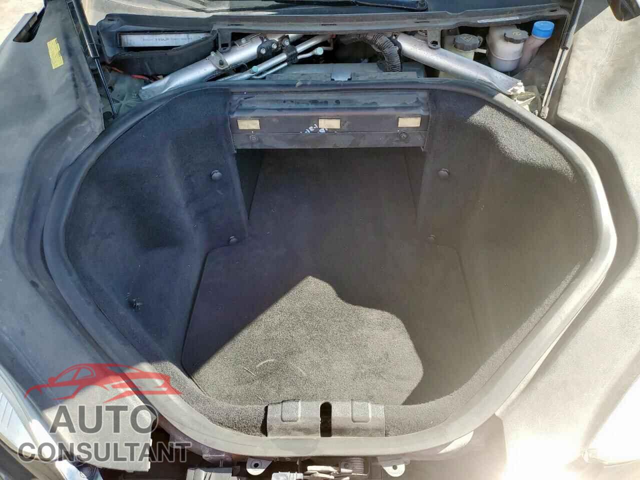 TESLA MODEL S 2013 - 5YJSA1CN8DFP05784