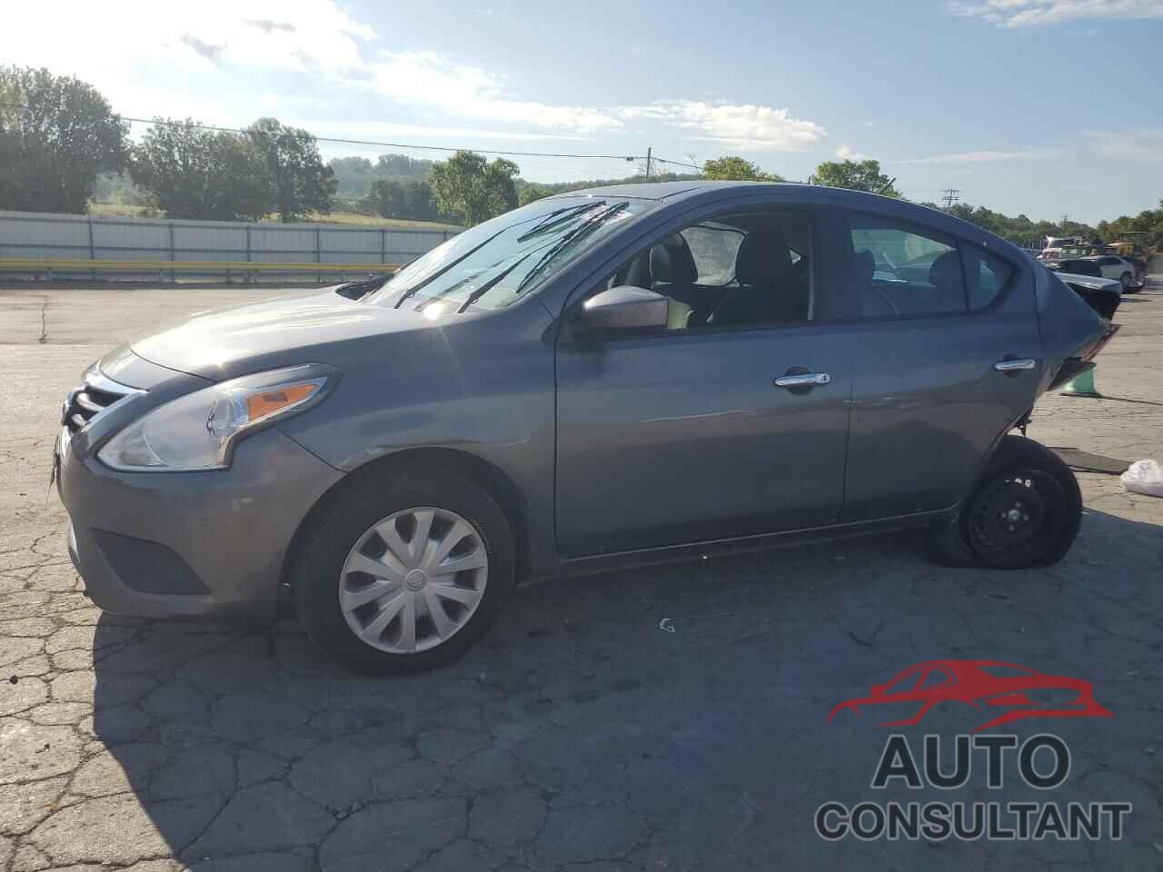 NISSAN VERSA 2018 - 3N1CN7AP9JL812763