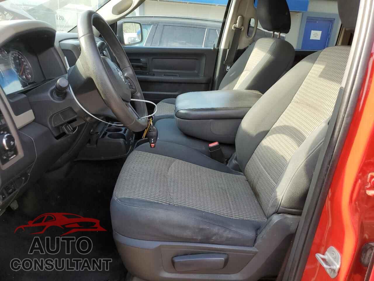 DODGE RAM 1500 2012 - 1C6RD7KTXCS261132