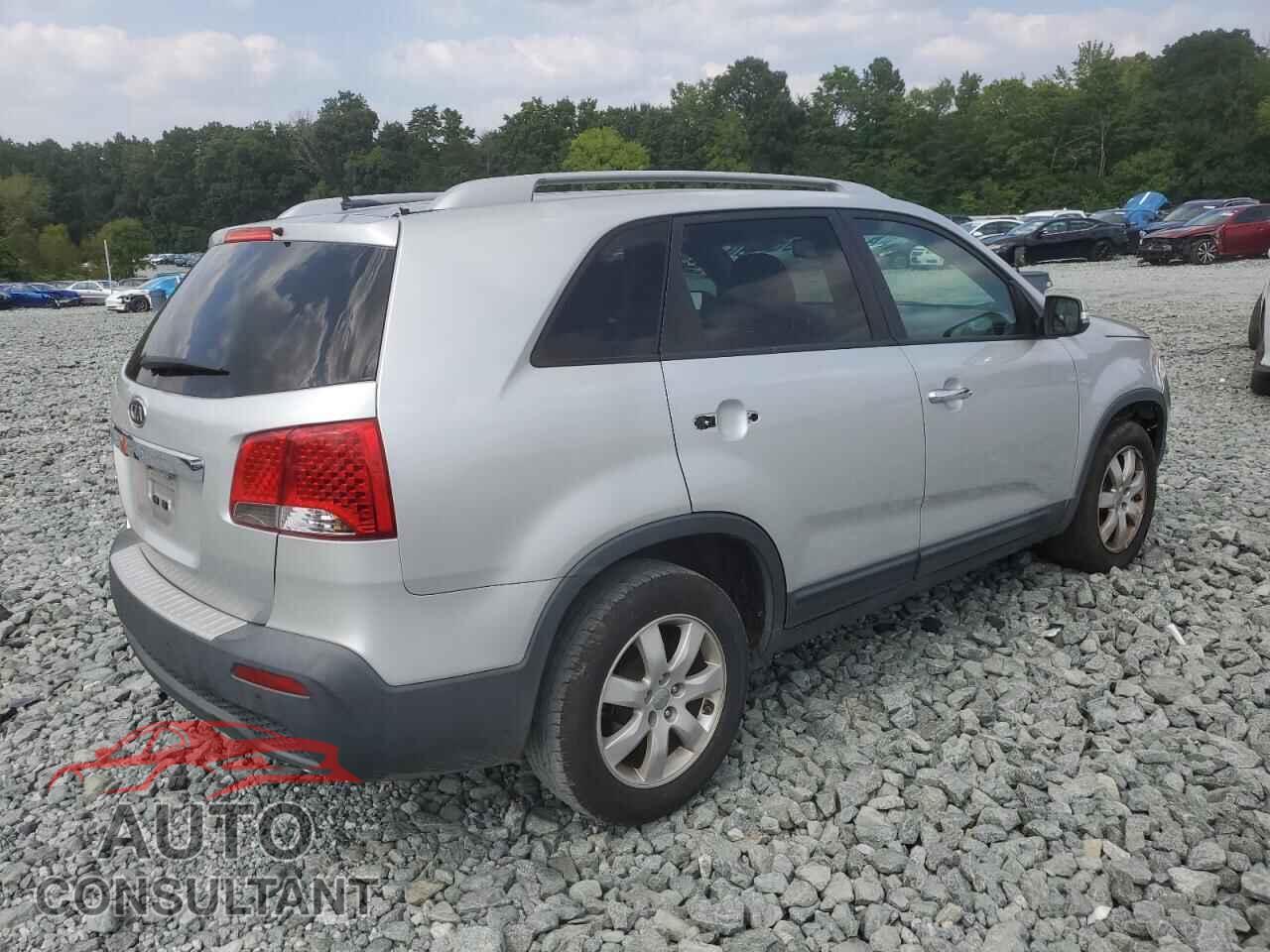 KIA SORENTO 2012 - 5XYKT3A64CG208367