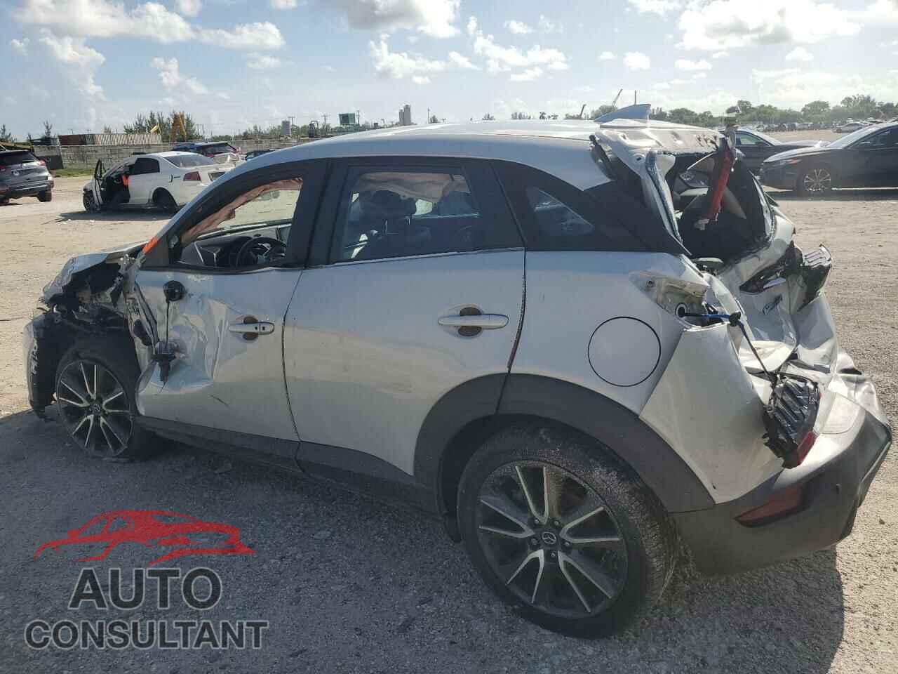 MAZDA CX-3 2017 - JM1DKDC71H0161139
