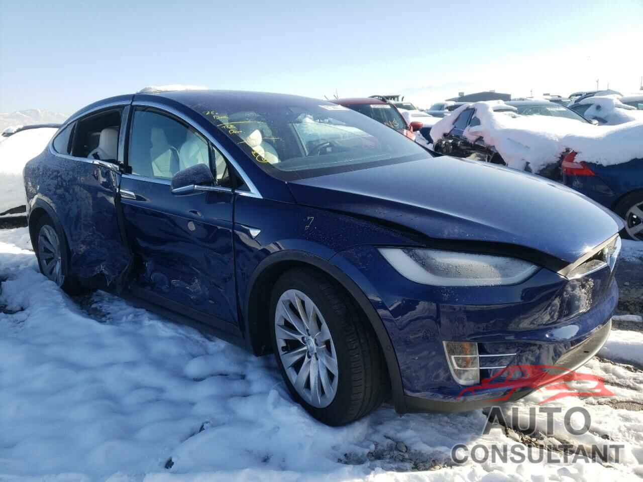 TESLA MODEL X 2016 - 5YJXCAE29GF030194