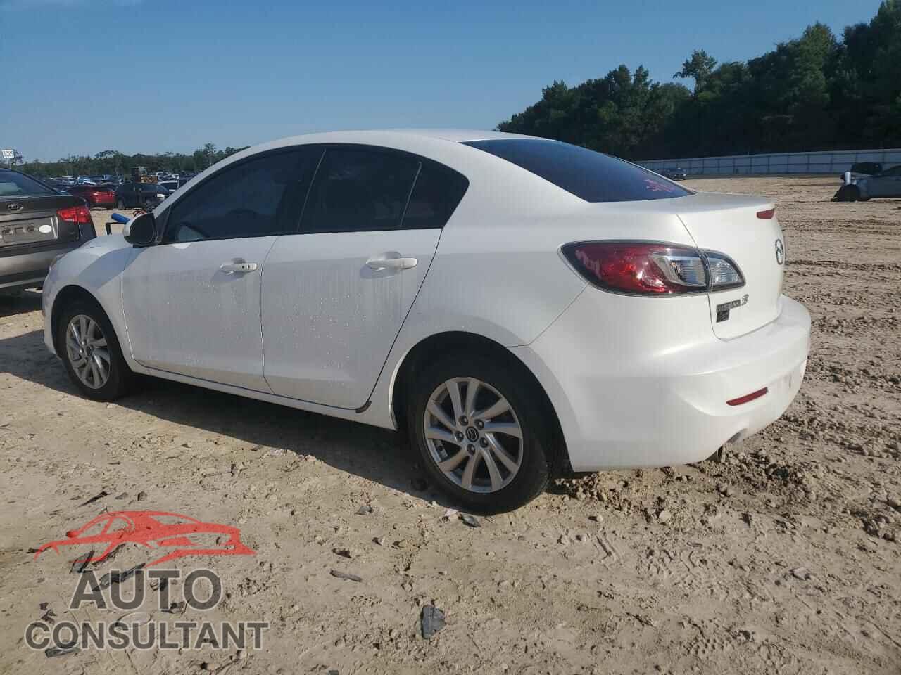 MAZDA 3 2013 - JM1BL1V70D1832465