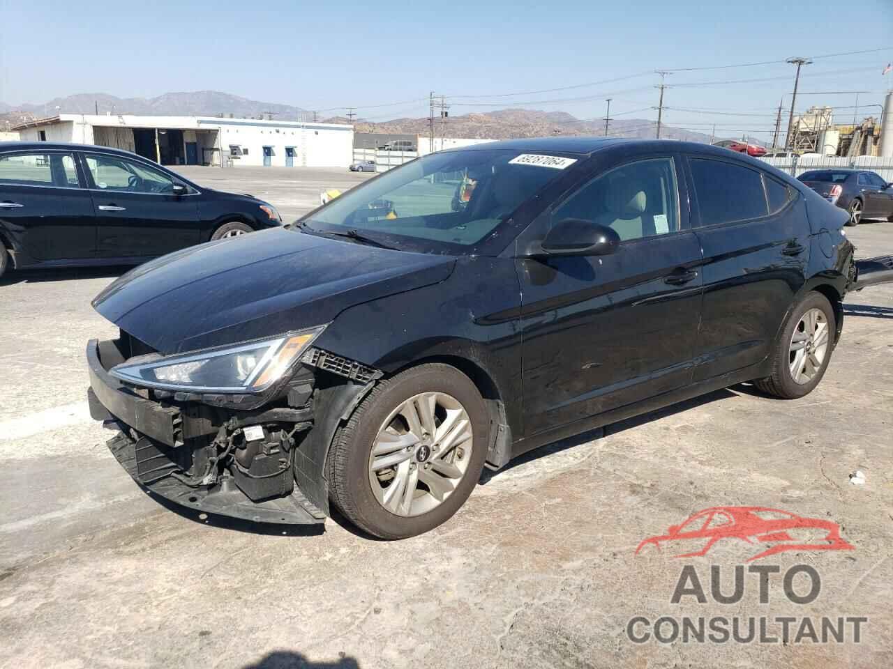 HYUNDAI ELANTRA 2019 - 5NPD84LF3KH492112