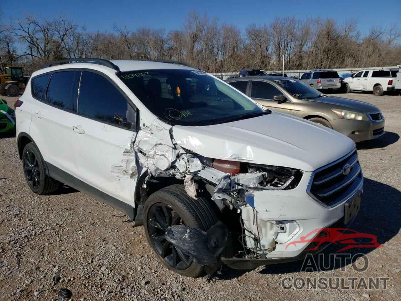 FORD ESCAPE 2019 - 1FMCU0GD8KUB09257