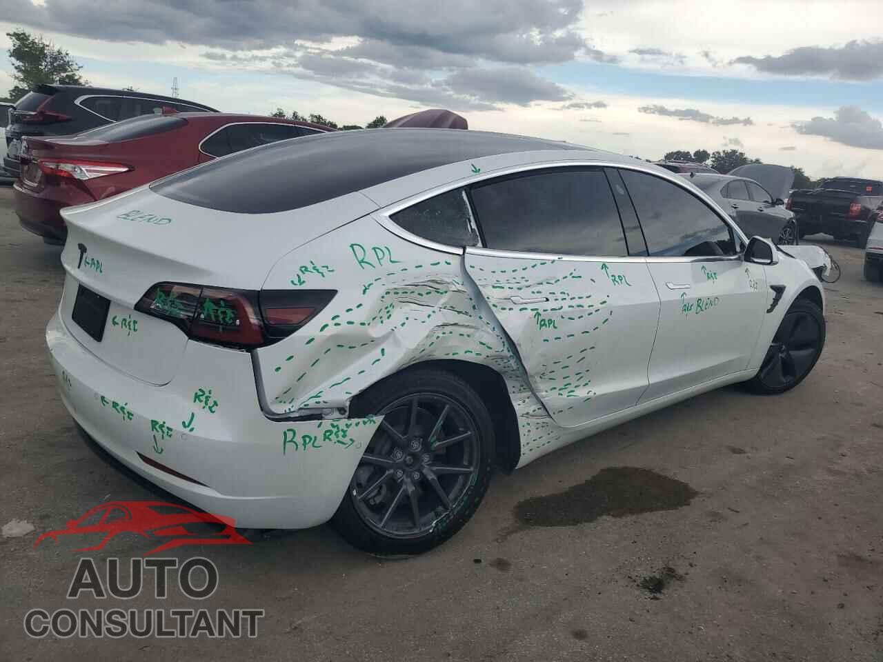 TESLA MODEL 3 2020 - 5YJ3E1EA6LF644890