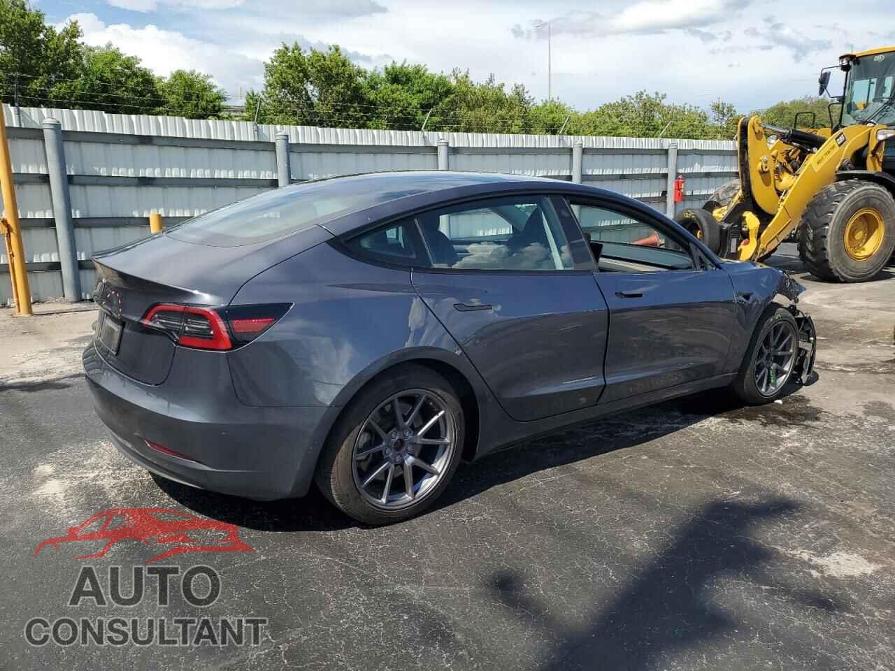 TESLA MODEL 3 2023 - 5YJ3E1EA3PF638745