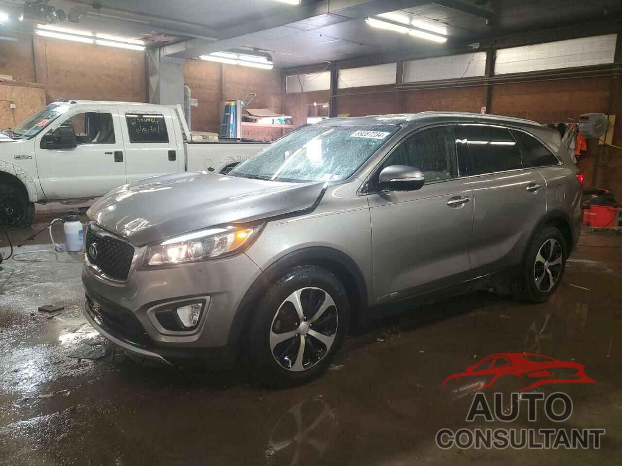 KIA SORENTO 2018 - 5XYPHDA51JG395827
