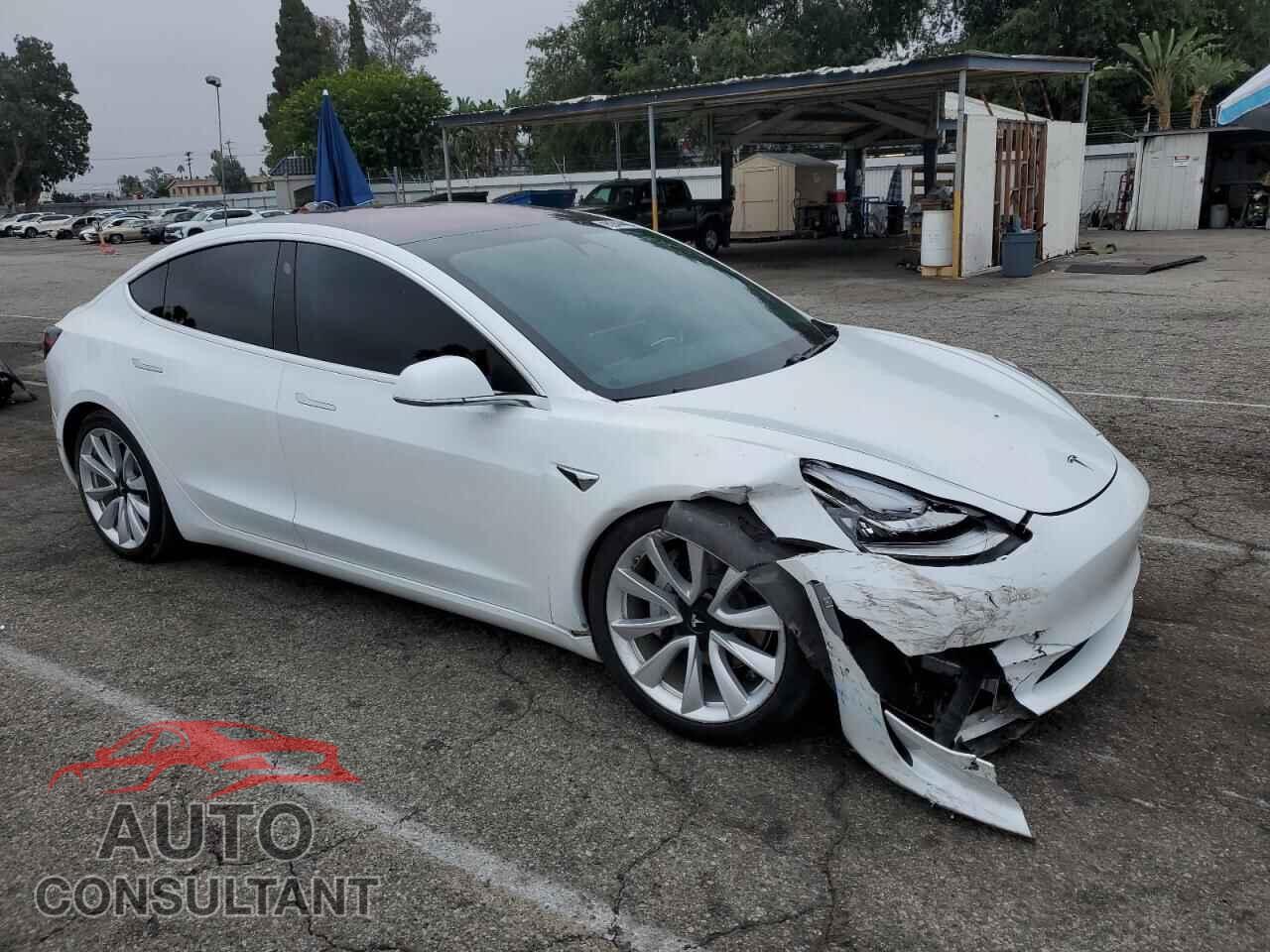 TESLA MODEL 3 2018 - 5YJ3E1EA5JF059120