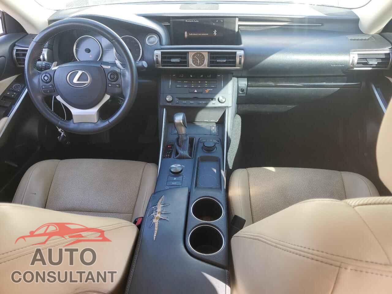 LEXUS IS 2015 - JTHCF1D24F5021750