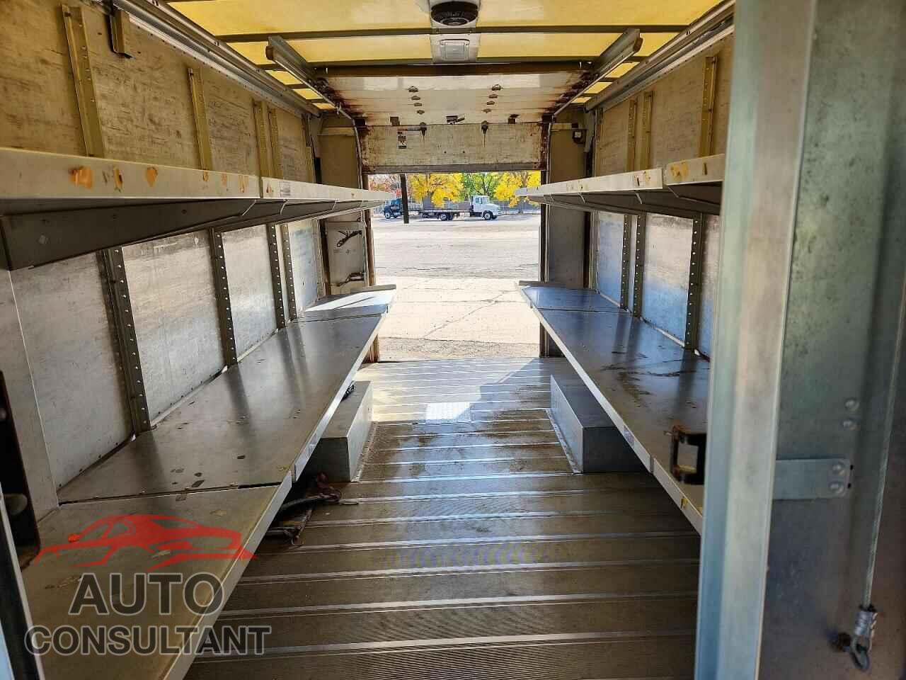 FORD ECONOLINE 2019 - 1FC3E4K62KDC51914