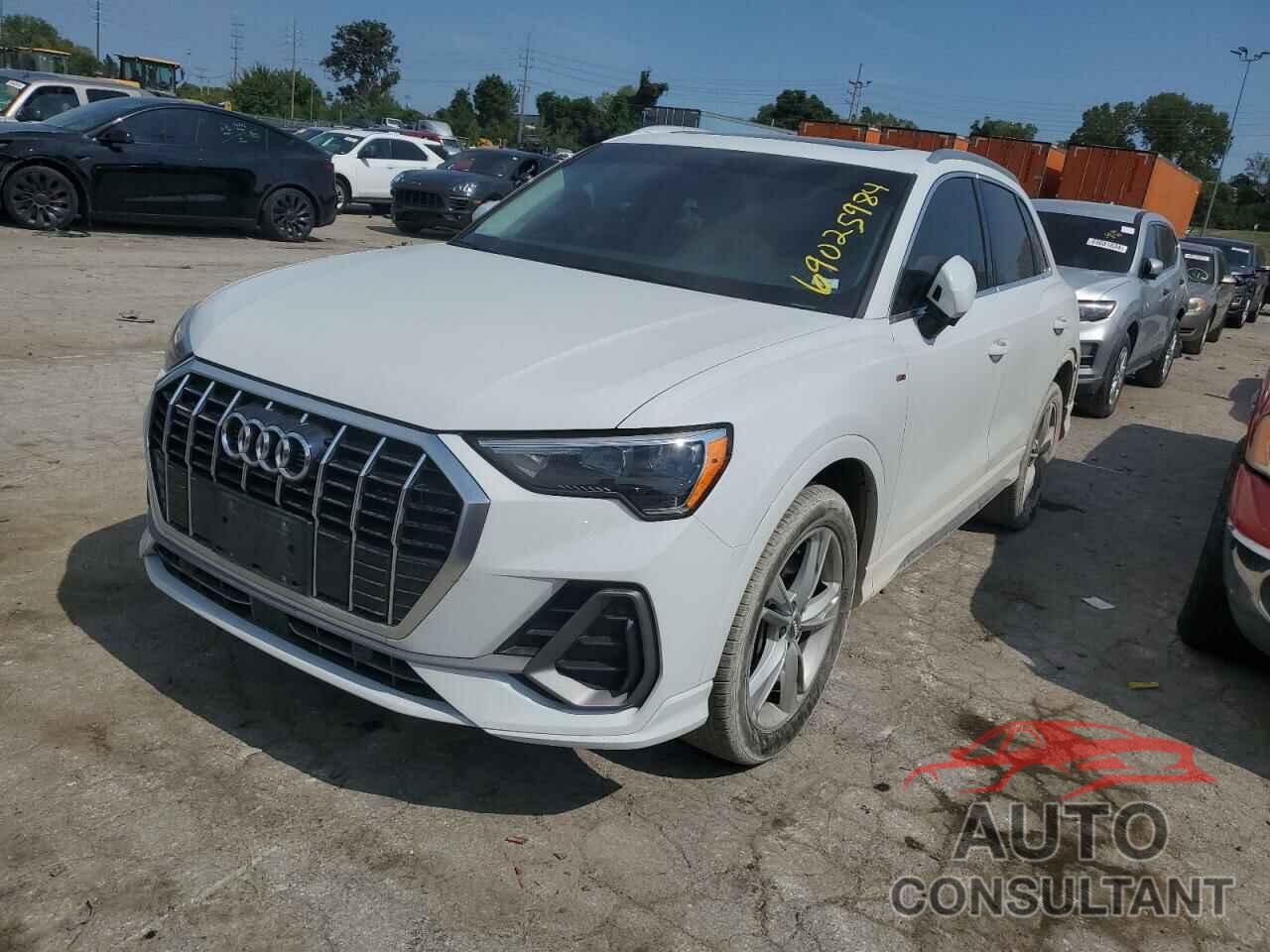 AUDI Q3 2021 - WA1DECF35M1011785