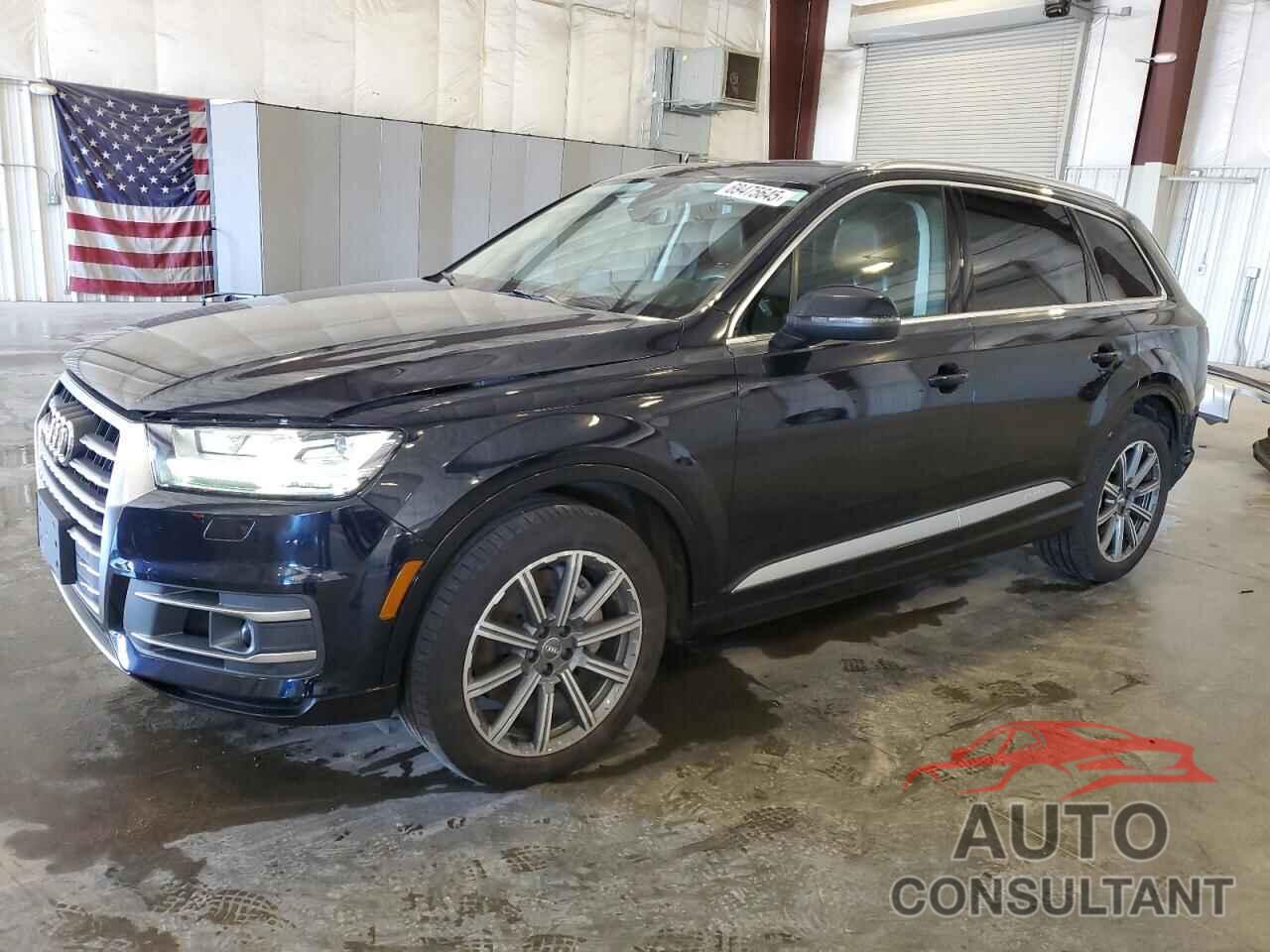 AUDI Q7 2018 - WA1VAAF7XJD007197