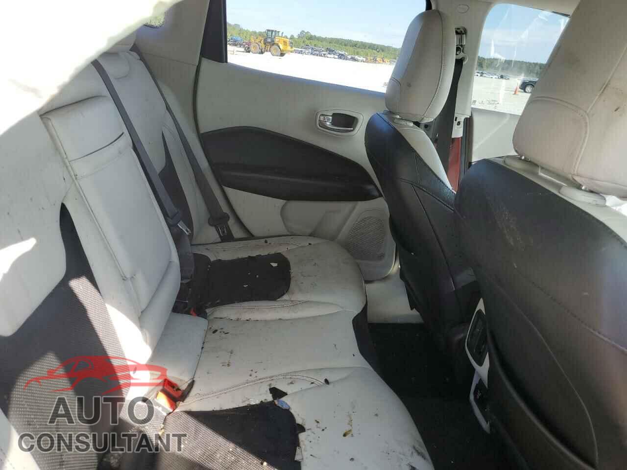 JEEP COMPASS 2017 - 3C4NJDCB0HT624824