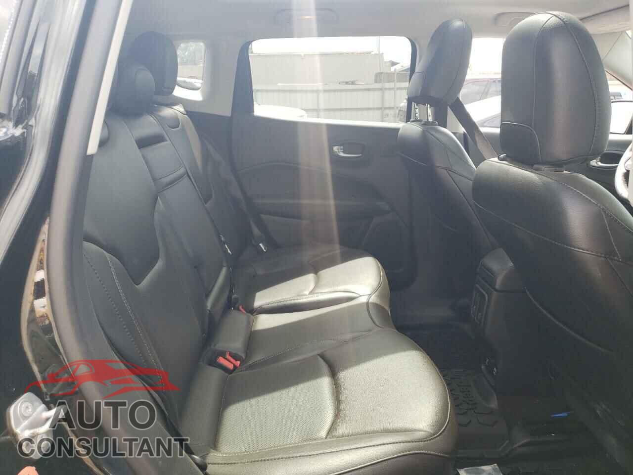 JEEP COMPASS 2019 - 3C4NJDCB2KT714290
