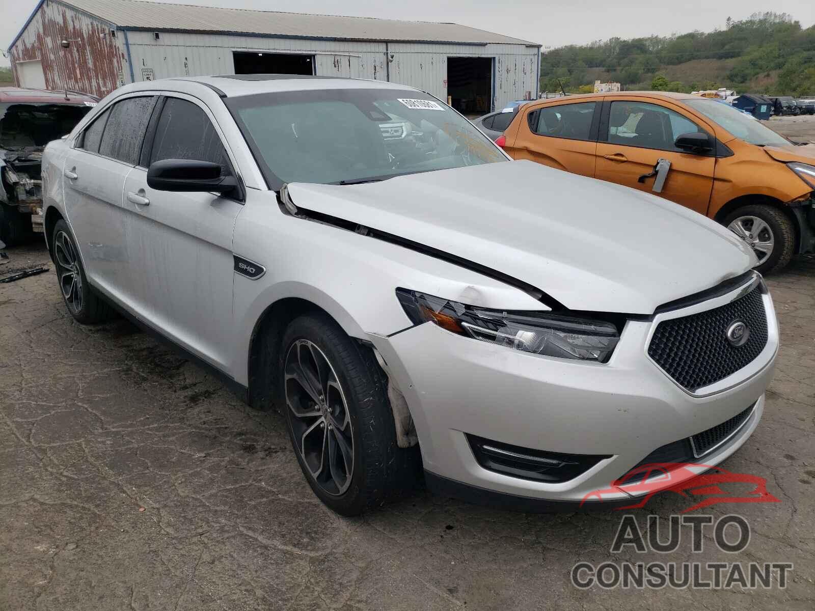 FORD TAURUS 2016 - 1FAHP2KT9GG121666