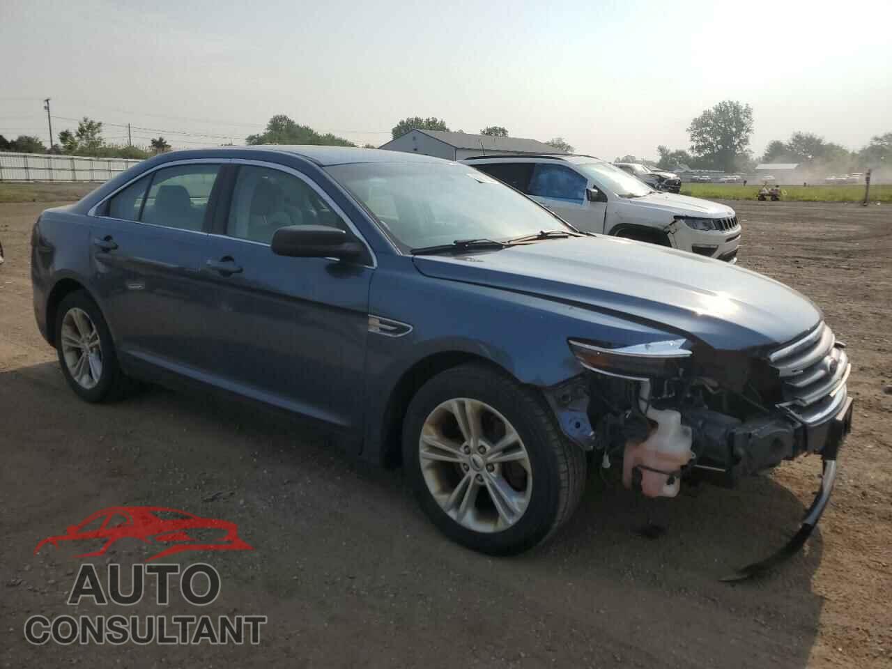 FORD TAURUS 2018 - 1FAHP2D80JG100947