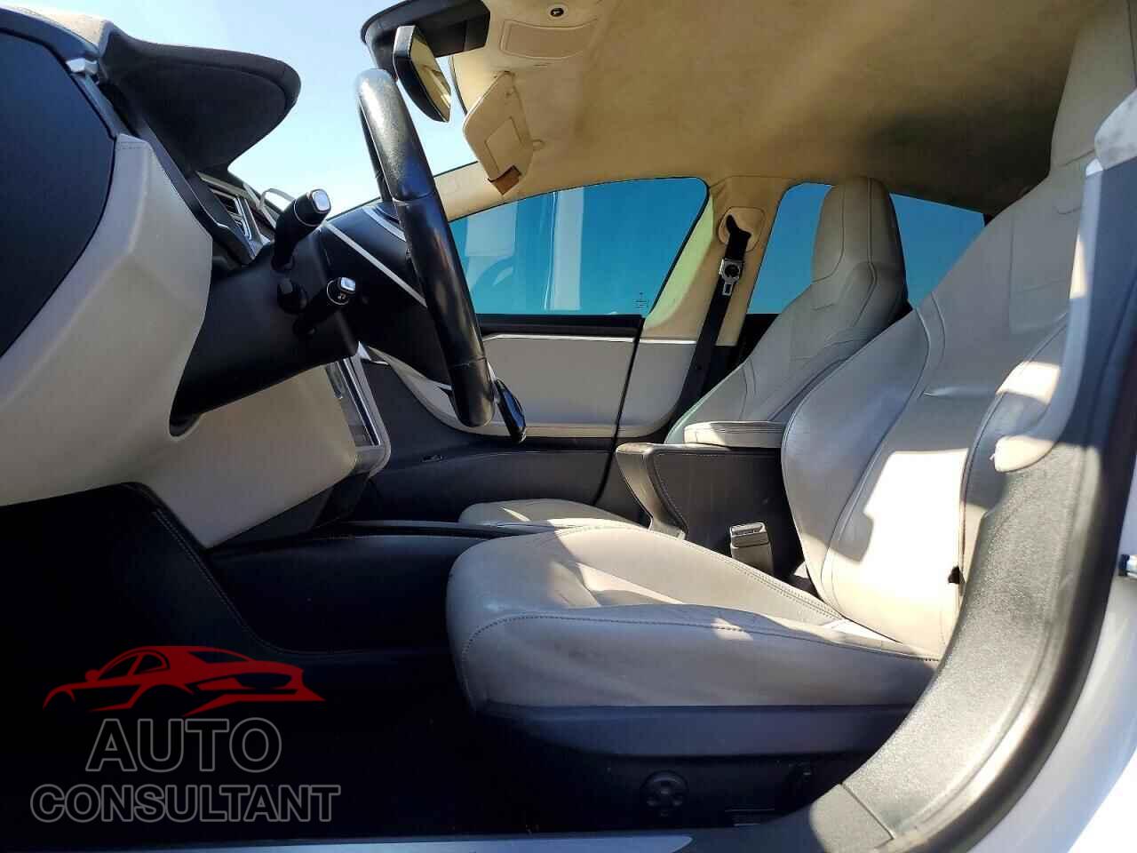 TESLA MODEL S 2015 - 5YJSA1E2XFF103720