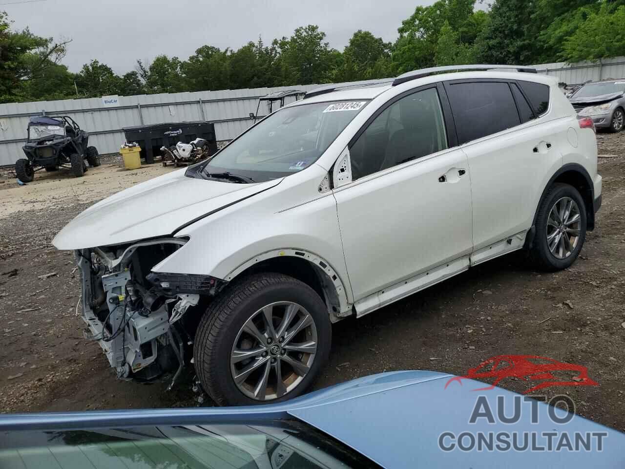 TOYOTA RAV4 2017 - JTMDFREV5HJ168649