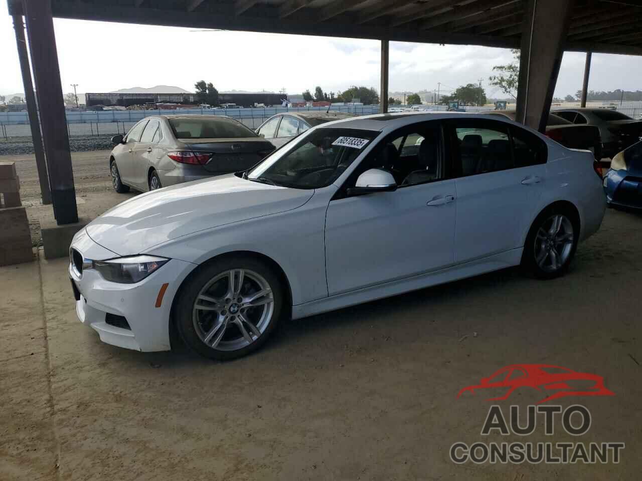 BMW 3 SERIES 2014 - WBA3D3C58EK157360