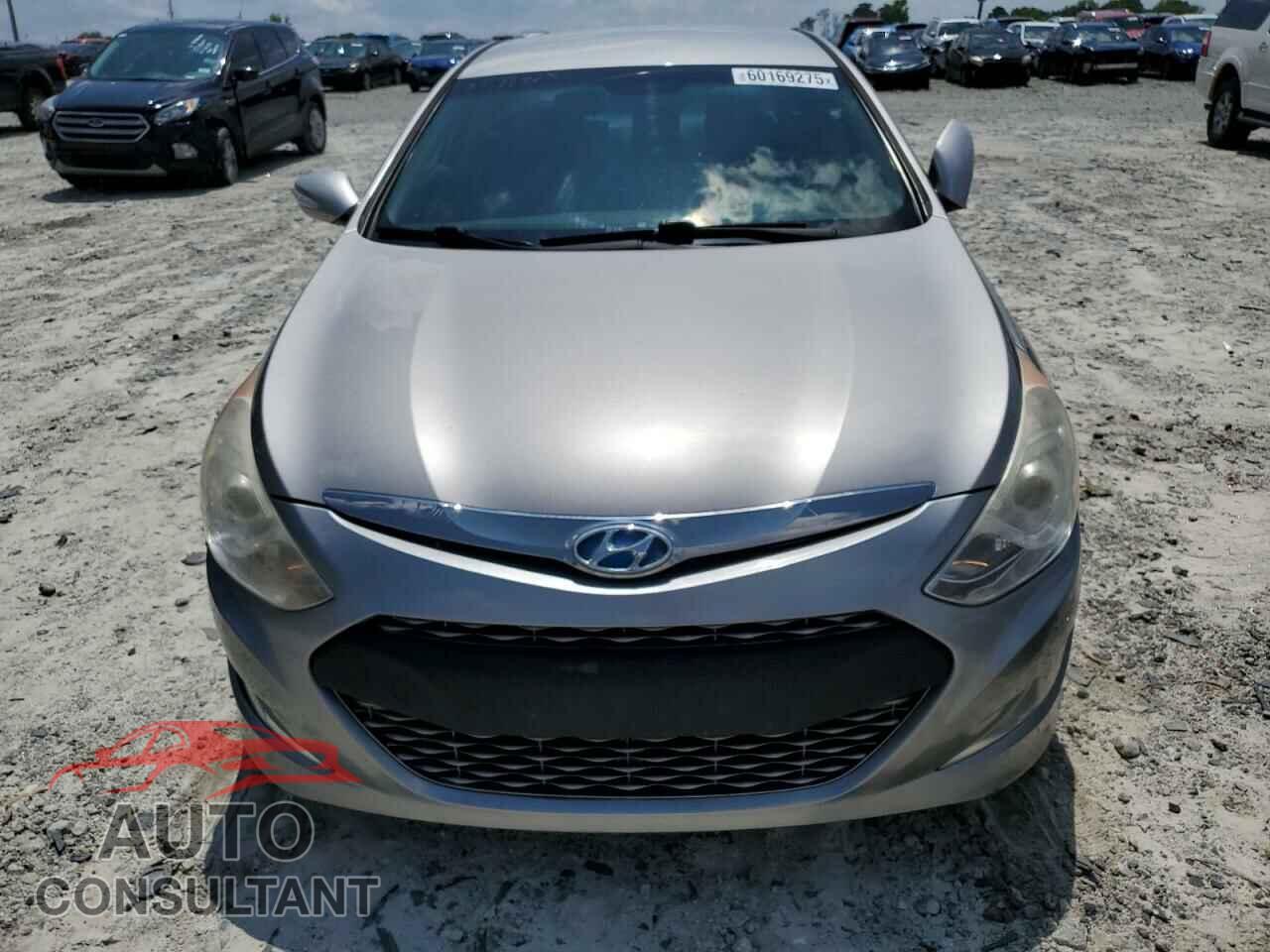 HYUNDAI SONATA 2011 - KMHEC4A42BA005103