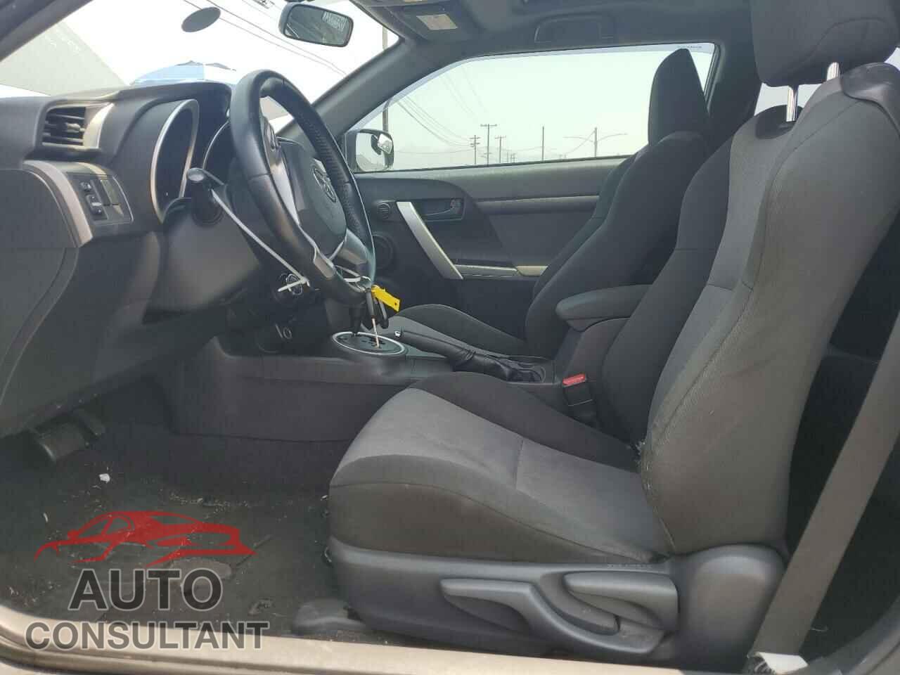 TOYOTA SCION 2014 - JTKJF5C76E3084672