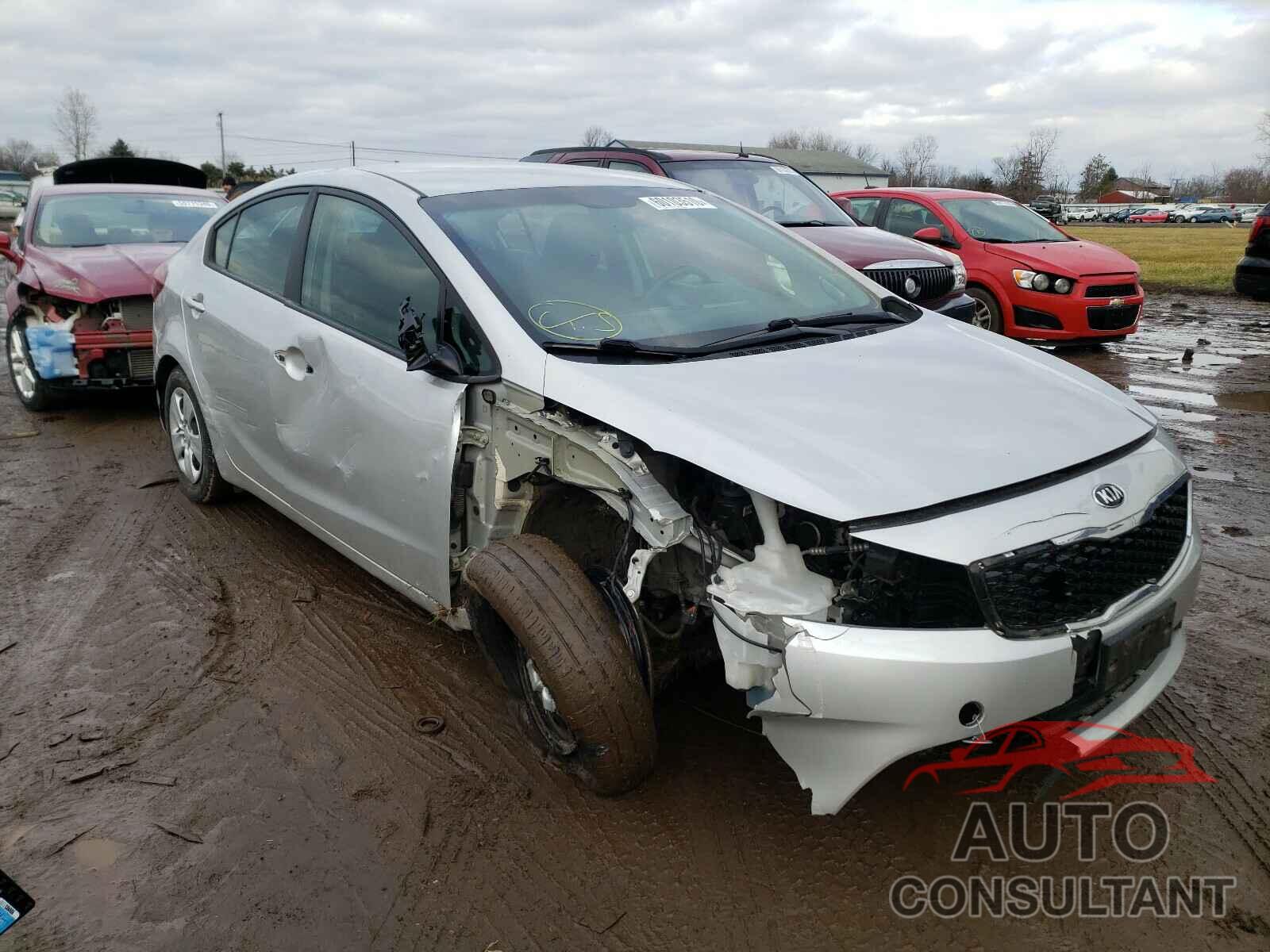 KIA FORTE 2018 - 3KPFK4A77JE271539