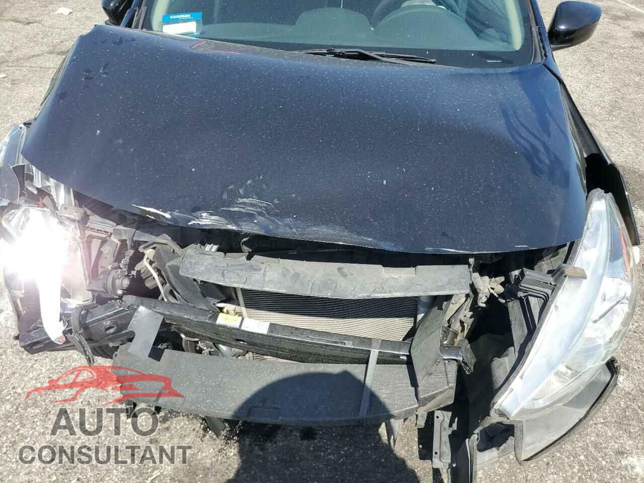 NISSAN VERSA 2019 - 3N1CN7AP3KL853861