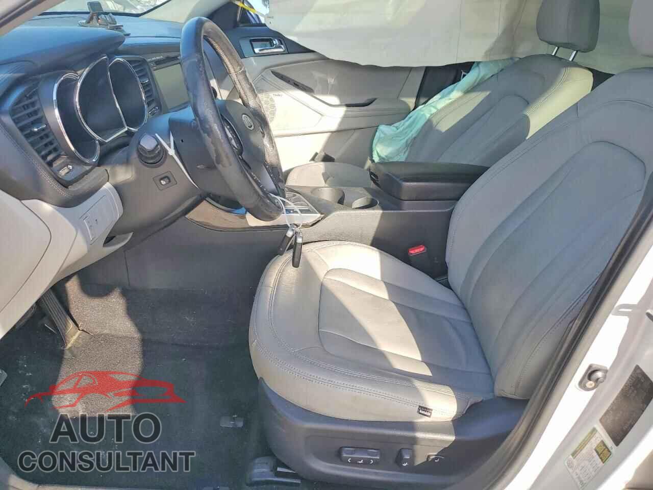 KIA OPTIMA 2011 - KNAGN4A79B5102726